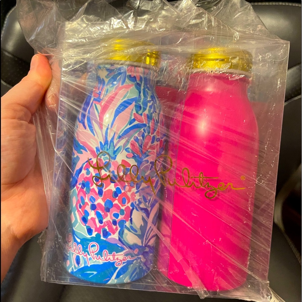 💕NIB - Lilly Pulitzer GWP - 2 stainless steel water bottles💕
